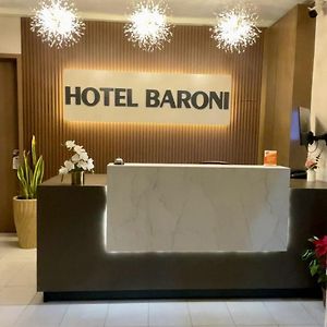 Hotel Baroni